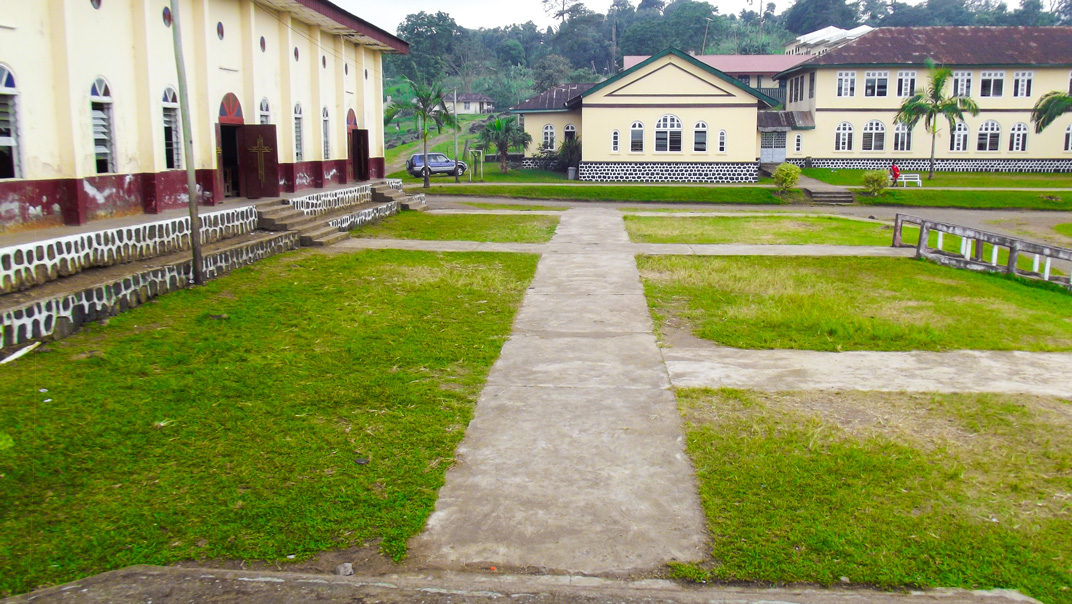 Easter Sunday Visit: SOBA Buea Mother Chapter at the School